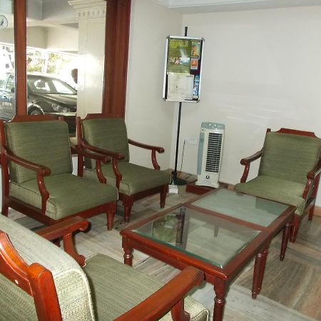 Biju'S Tourist Home Kochi Eksteriør bilde